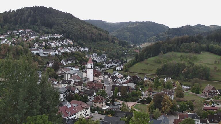 Dieses Bild zeigt eine Webcam-Aufnahme von Ottenhöfen, aufgenommen am Samstag, den 03.10.2026 um 08:40 Uhr