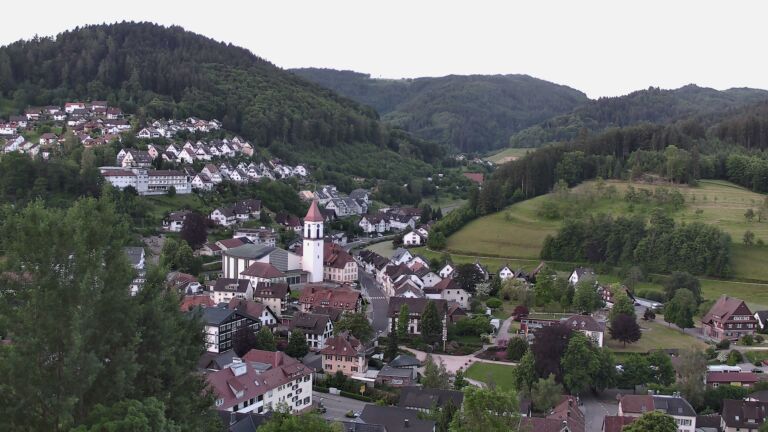 Dieses Bild zeigt eine Webcam-Aufnahme von Ottenhöfen, aufgenommen am Donnerstag, den 28.05.2026 um 05:40 Uhr
