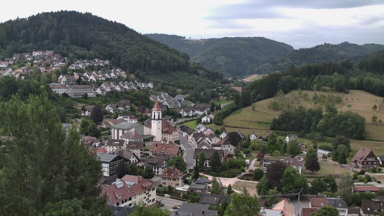 Dieses Bild zeigt eine Webcam-Aufnahme von Ottenhöfen, aufgenommen am Dienstag, den 14.07.2026 um 06:30 Uhr
