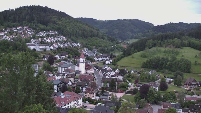 Dieses Bild zeigt eine Webcam-Aufnahme von Ottenhöfen, aufgenommen am Mittwoch, den 13.05.2026 um 05:40 Uhr
