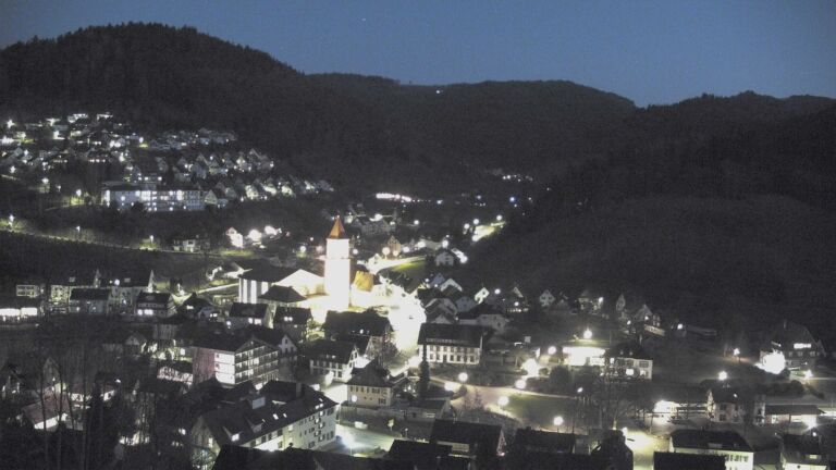 Dieses Bild zeigt eine Webcam-Aufnahme von Ottenhöfen, aufgenommen am Mittwoch, den 04.03.2026 um 19:00 Uhr