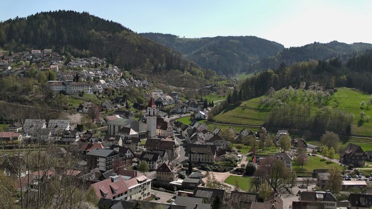 Dieses Bild zeigt eine Webcam-Aufnahme von Ottenhöfen, aufgenommen am Samstag, den 11.04.2026 um 14:20 Uhr