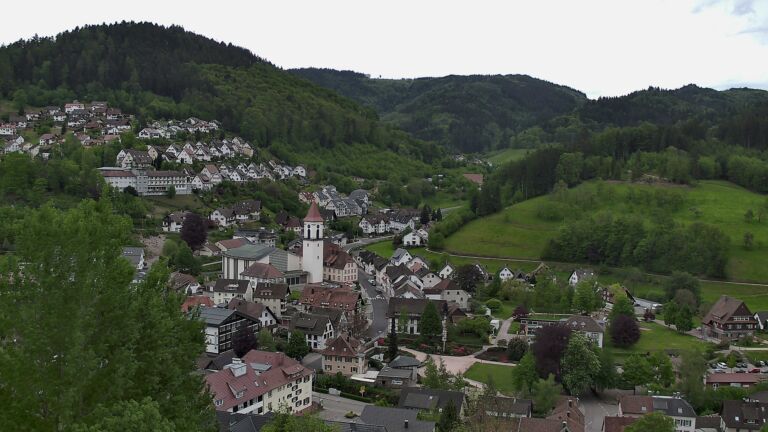 Dieses Bild zeigt eine Webcam-Aufnahme von Ottenhöfen, aufgenommen am Sonntag, den 03.05.2026 um 12:40 Uhr
