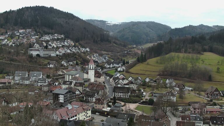 Dieses Bild zeigt eine Webcam-Aufnahme von Ottenhöfen, aufgenommen am Sonntag, den 15.02.2026 um 11:30 Uhr