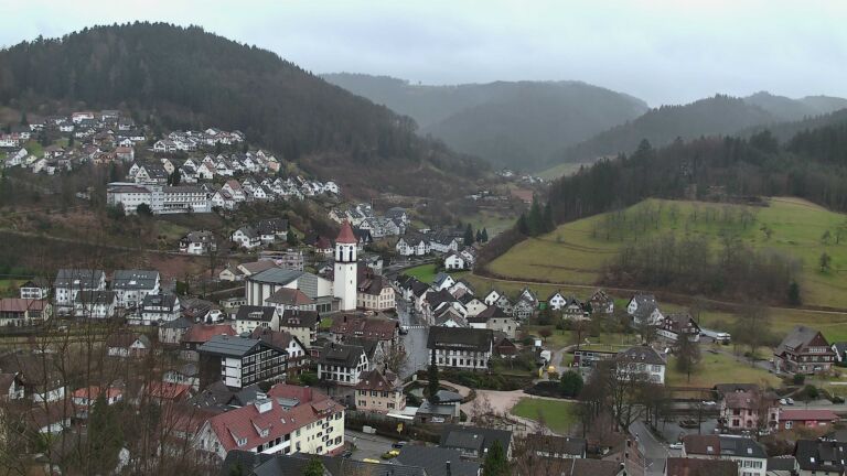 Dieses Bild zeigt eine Webcam-Aufnahme von Ottenhöfen, aufgenommen am Montag, den 16.02.2026 um 14:30 Uhr