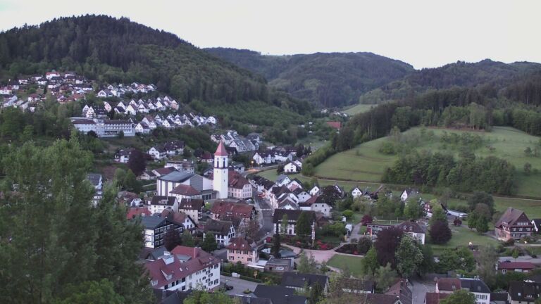 Dieses Bild zeigt eine Webcam-Aufnahme von Ottenhöfen, aufgenommen am Mittwoch, den 06.05.2026 um 05:40 Uhr