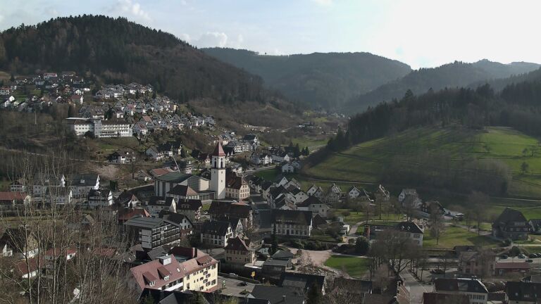 Dieses Bild zeigt eine Webcam-Aufnahme von Ottenhöfen, aufgenommen am Montag, den 09.03.2026 um 15:20 Uhr