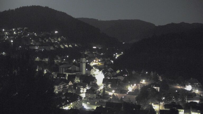 Dieses Bild zeigt eine Webcam-Aufnahme von Ottenhöfen, aufgenommen am Freitag, den 31.07.2026 um 00:00 Uhr