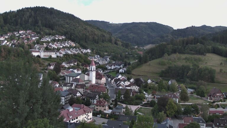 Dieses Bild zeigt eine Webcam-Aufnahme von Ottenhöfen, aufgenommen am Dienstag, den 08.09.2026 um 20:00 Uhr