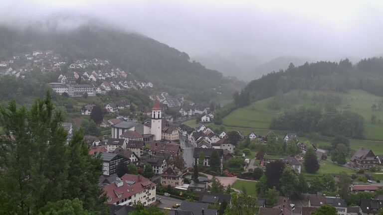 Dieses Bild zeigt eine Webcam-Aufnahme von Ottenhöfen, aufgenommen am Montag, den 11.05.2026 um 16:40 Uhr