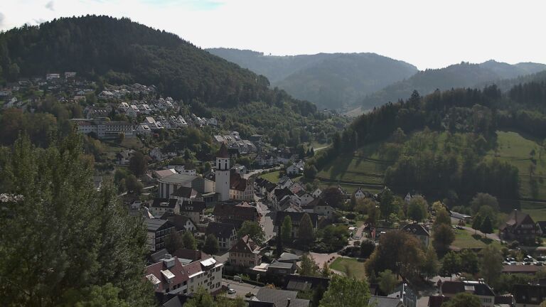 Dieses Bild zeigt eine Webcam-Aufnahme von Ottenhöfen, aufgenommen am Samstag, den 03.10.2026 um 13:20 Uhr