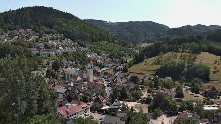 Dieses Bild zeigt eine Webcam-Aufnahme von Ottenhöfen, aufgenommen am Donnerstag, den 23.07.2026 um 14:30 Uhr