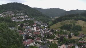 Dieses Bild zeigt eine Webcam-Aufnahme von Ottenhöfen, aufgenommen am Freitag, den 17.07.2026 um 15:10 Uhr