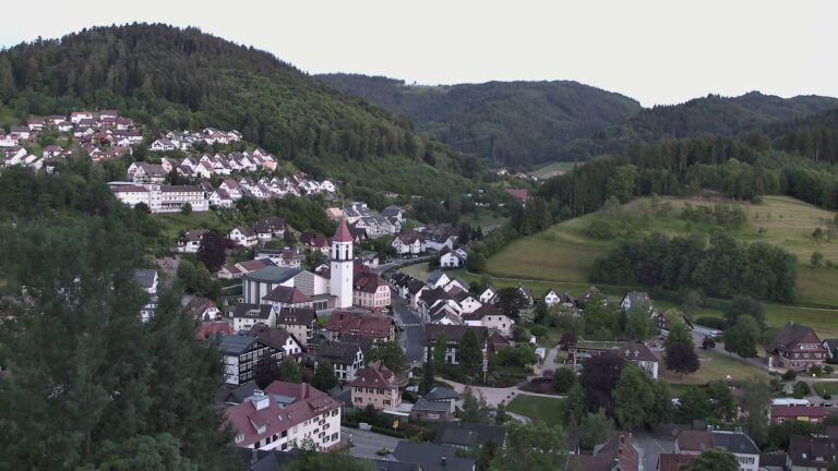 Dieses Bild zeigt eine Webcam-Aufnahme von Ottenhöfen, aufgenommen am Donnerstag, den 28.05.2026 um 21:30 Uhr