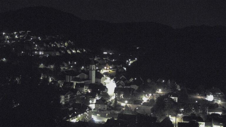 Dieses Bild zeigt eine Webcam-Aufnahme von Ottenhöfen, aufgenommen am Donnerstag, den 06.08.2026 um 00:30 Uhr