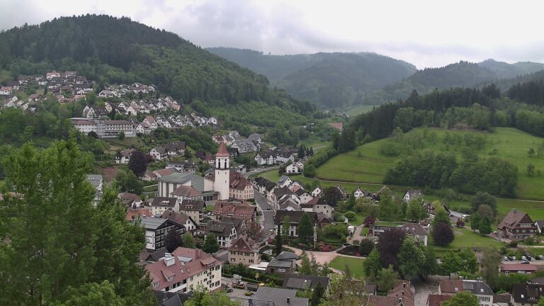 Dieses Bild zeigt eine Webcam-Aufnahme von Ottenhöfen, aufgenommen am Donnerstag, den 07.05.2026 um 11:50 Uhr