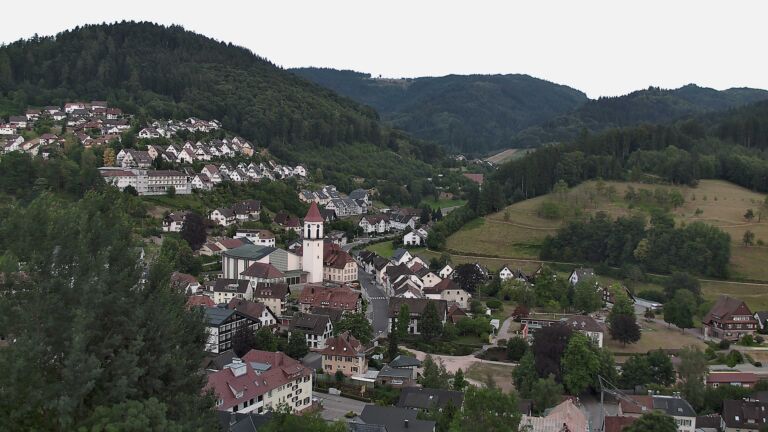 Dieses Bild zeigt eine Webcam-Aufnahme von Ottenhöfen, aufgenommen am Mittwoch, den 15.07.2026 um 20:40 Uhr
