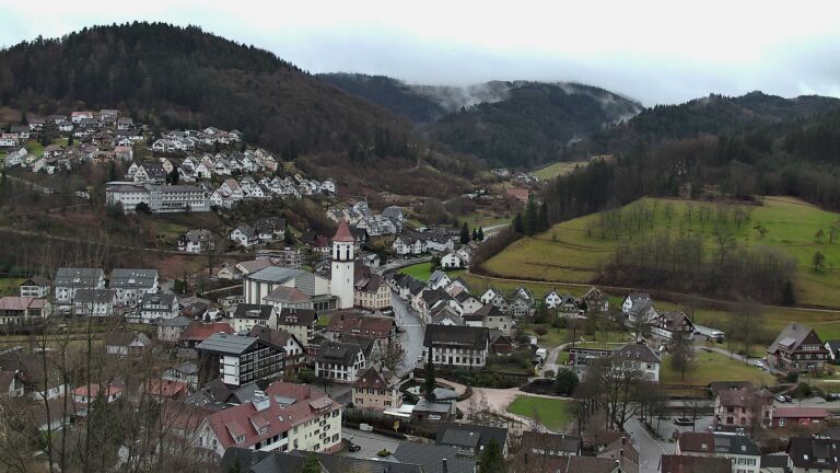 Dieses Bild zeigt eine Webcam-Aufnahme von Ottenhöfen, aufgenommen am Montag, den 23.02.2026 um 10:00 Uhr