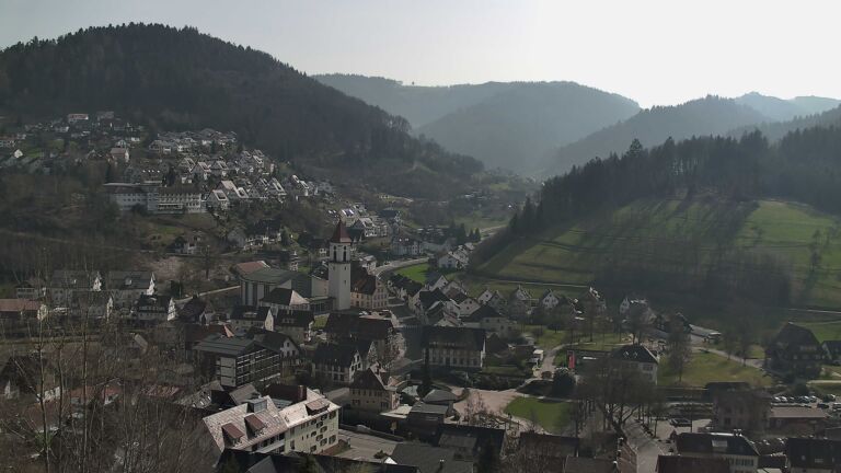 Dieses Bild zeigt eine Webcam-Aufnahme von Ottenhöfen, aufgenommen am Samstag, den 07.03.2026 um 13:40 Uhr