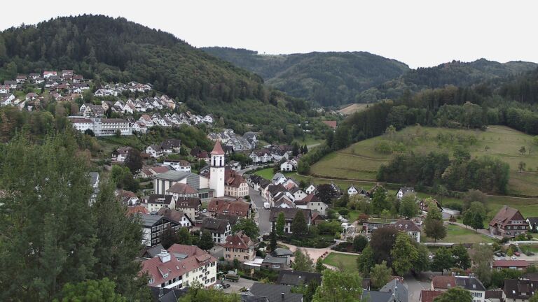 Dieses Bild zeigt eine Webcam-Aufnahme von Ottenhöfen, aufgenommen am Freitag, den 11.09.2026 um 08:20 Uhr