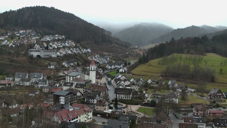 Dieses Bild zeigt eine Webcam-Aufnahme von Ottenhöfen, aufgenommen am Mittwoch, den 18.02.2026 um 15:10 Uhr