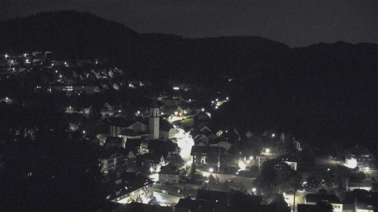 Dieses Bild zeigt eine Webcam-Aufnahme von Ottenhöfen, aufgenommen am Samstag, den 27.06.2026 um 02:00 Uhr