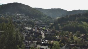 Dieses Bild zeigt eine Webcam-Aufnahme von Ottenhöfen, aufgenommen am Donnerstag, den 15.10.2026 um 12:10 Uhr