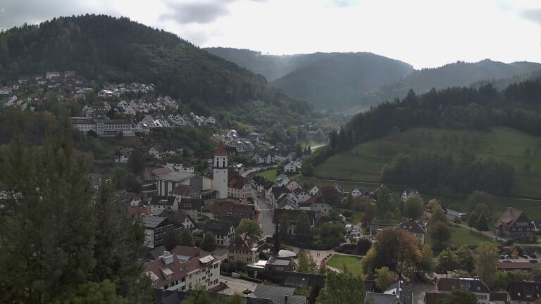 Dieses Bild zeigt eine Webcam-Aufnahme von Ottenhöfen, aufgenommen am Montag, den 19.10.2026 um 12:40 Uhr