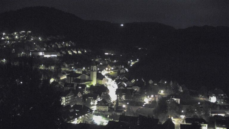 Dieses Bild zeigt eine Webcam-Aufnahme von Ottenhöfen, aufgenommen am Samstag, den 17.10.2026 um 07:00 Uhr