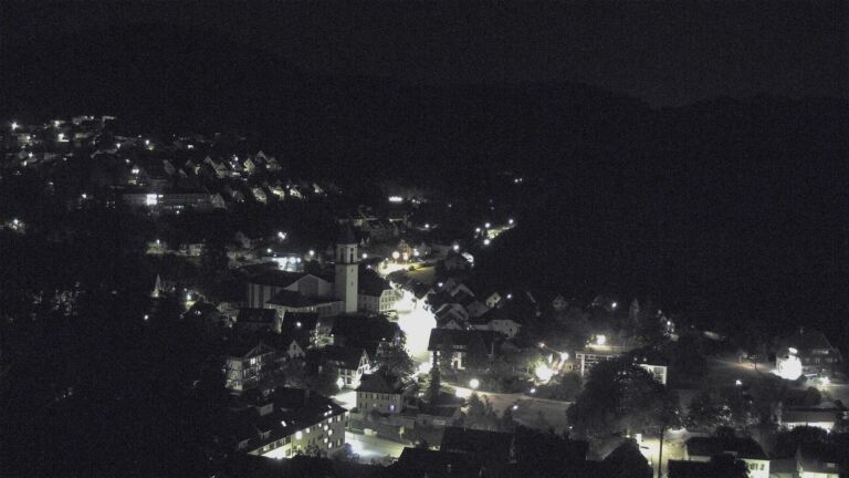 Dieses Bild zeigt eine Webcam-Aufnahme von Ottenhöfen, aufgenommen am Samstag, den 08.08.2026 um 00:00 Uhr