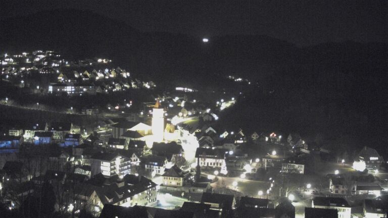 Dieses Bild zeigt eine Webcam-Aufnahme von Ottenhöfen, aufgenommen am Donnerstag, den 25.12.2025 um 21:00 Uhr