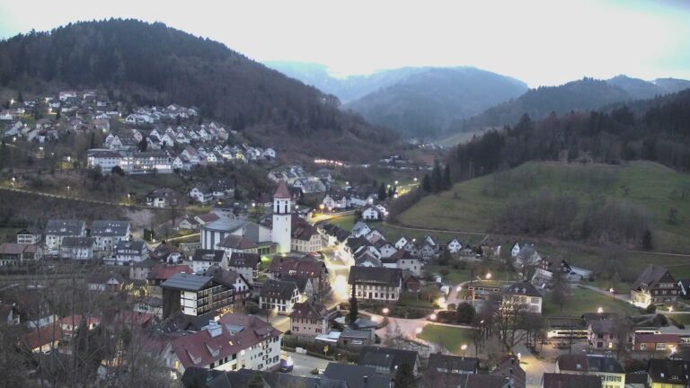 Dieses Bild zeigt eine Webcam-Aufnahme von Ottenhöfen, aufgenommen am Freitag, den 03.04.2026 um 06:40 Uhr