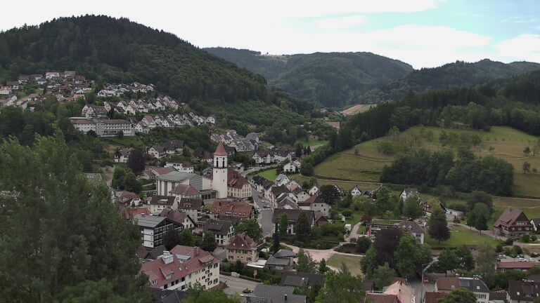Dieses Bild zeigt eine Webcam-Aufnahme von Ottenhöfen, aufgenommen am Mittwoch, den 08.07.2026 um 11:10 Uhr