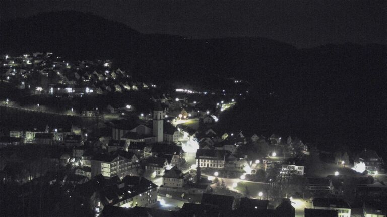 Dieses Bild zeigt eine Webcam-Aufnahme von Ottenhöfen, aufgenommen am Donnerstag, den 09.04.2026 um 23:30 Uhr