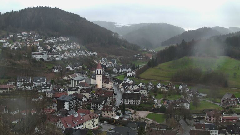 Dieses Bild zeigt eine Webcam-Aufnahme von Ottenhöfen, aufgenommen am Montag, den 30.03.2026 um 18:40 Uhr