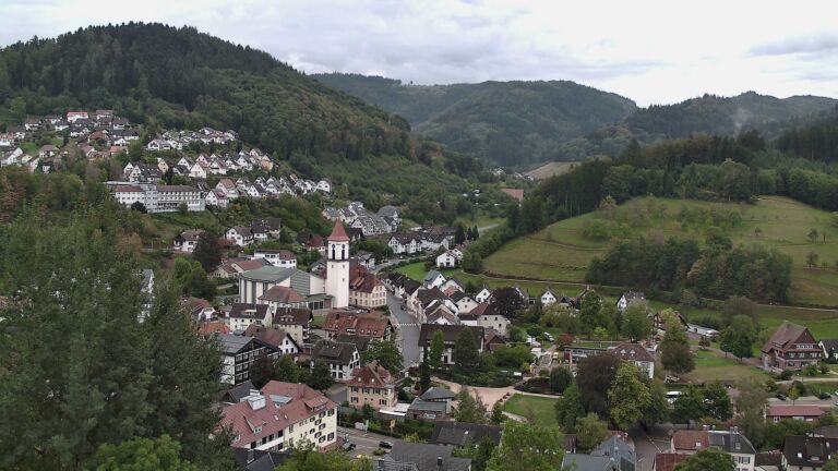 Dieses Bild zeigt eine Webcam-Aufnahme von Ottenhöfen, aufgenommen am Mittwoch, den 16.09.2026 um 15:00 Uhr