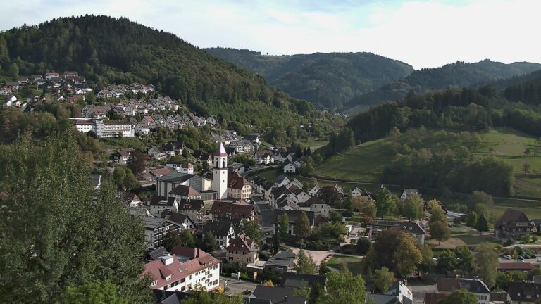 Dieses Bild zeigt eine Webcam-Aufnahme von Ottenhöfen, aufgenommen am Dienstag, den 29.09.2026 um 16:30 Uhr