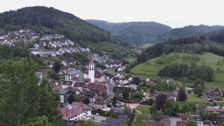 Dieses Bild zeigt eine Webcam-Aufnahme von Ottenhöfen, aufgenommen am Samstag, den 16.05.2026 um 06:10 Uhr