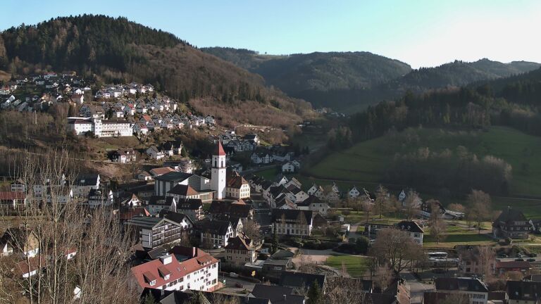 Dieses Bild zeigt eine Webcam-Aufnahme von Ottenhöfen, aufgenommen am Donnerstag, den 26.02.2026 um 16:40 Uhr