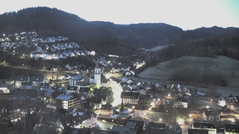 Dieses Bild zeigt eine Webcam-Aufnahme von Ottenhöfen, aufgenommen am Mittwoch, den 04.02.2026 um 07:10 Uhr