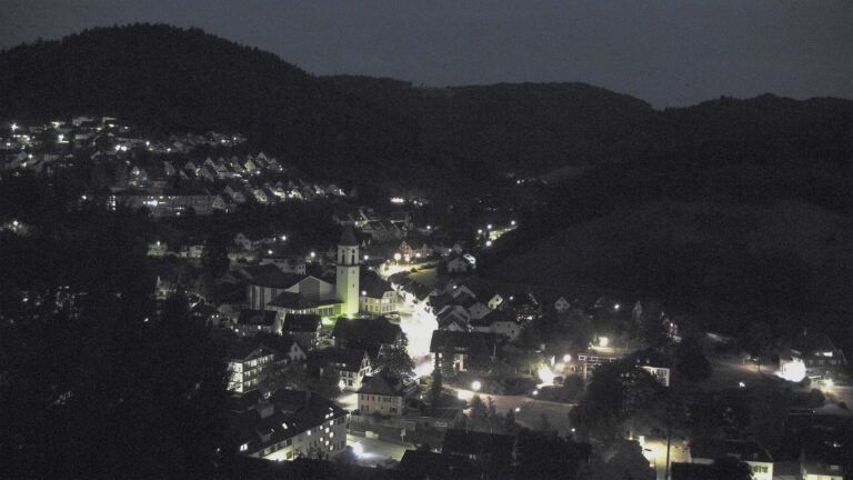 Dieses Bild zeigt eine Webcam-Aufnahme von Ottenhöfen, aufgenommen am Mittwoch, den 15.07.2026 um 22:30 Uhr