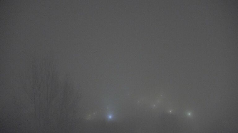 Dieses Bild zeigt eine Webcam-Aufnahme von Ottenhöfen, aufgenommen am Sonntag, den 14.12.2025 um 05:30 Uhr