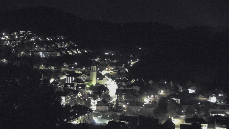 Dieses Bild zeigt eine Webcam-Aufnahme von Ottenhöfen, aufgenommen am Freitag, den 02.10.2026 um 21:00 Uhr