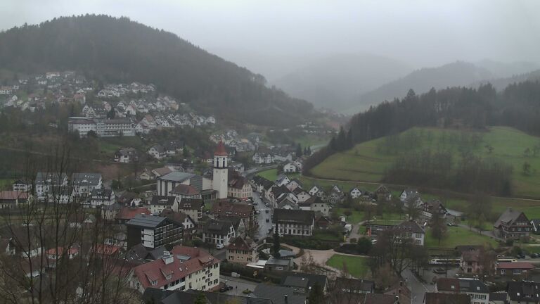 Dieses Bild zeigt eine Webcam-Aufnahme von Ottenhöfen, aufgenommen am Samstag, den 04.04.2026 um 10:20 Uhr