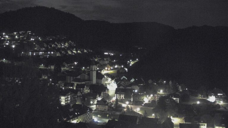 Dieses Bild zeigt eine Webcam-Aufnahme von Ottenhöfen, aufgenommen am Samstag, den 02.05.2026 um 23:00 Uhr