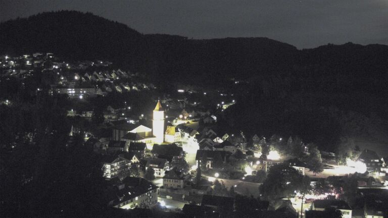Dieses Bild zeigt eine Webcam-Aufnahme von Ottenhöfen, aufgenommen am Freitag, den 24.07.2026 um 22:30 Uhr