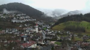 Dieses Bild zeigt eine Webcam-Aufnahme von Ottenhöfen, aufgenommen am Dienstag, den 24.02.2026 um 13:20 Uhr