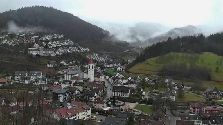 Dieses Bild zeigt eine Webcam-Aufnahme von Ottenhöfen, aufgenommen am Dienstag, den 24.02.2026 um 13:20 Uhr