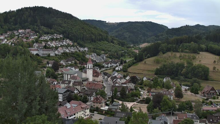 Dieses Bild zeigt eine Webcam-Aufnahme von Ottenhöfen, aufgenommen am Sonntag, den 09.08.2026 um 14:40 Uhr
