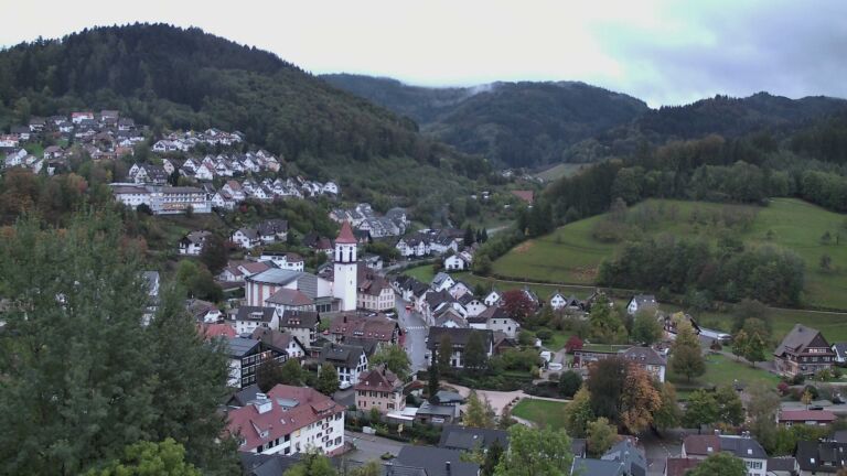 Dieses Bild zeigt eine Webcam-Aufnahme von Ottenhöfen, aufgenommen am Mittwoch, den 21.10.2026 um 18:20 Uhr